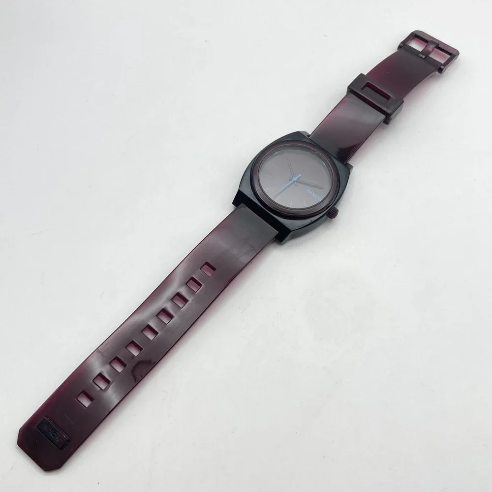 Nixon The Time Teller P Mens Watch 39mm Purple Minimal Polycarbonate New Battery